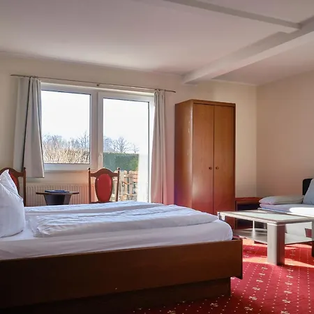 Pensjonat Eisenberger Hof 4*