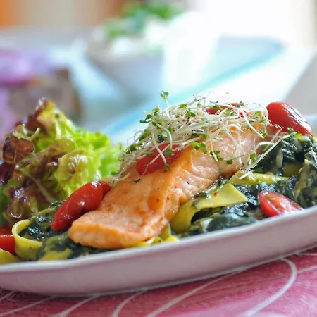 Guest house Eisenberger Hof 4*